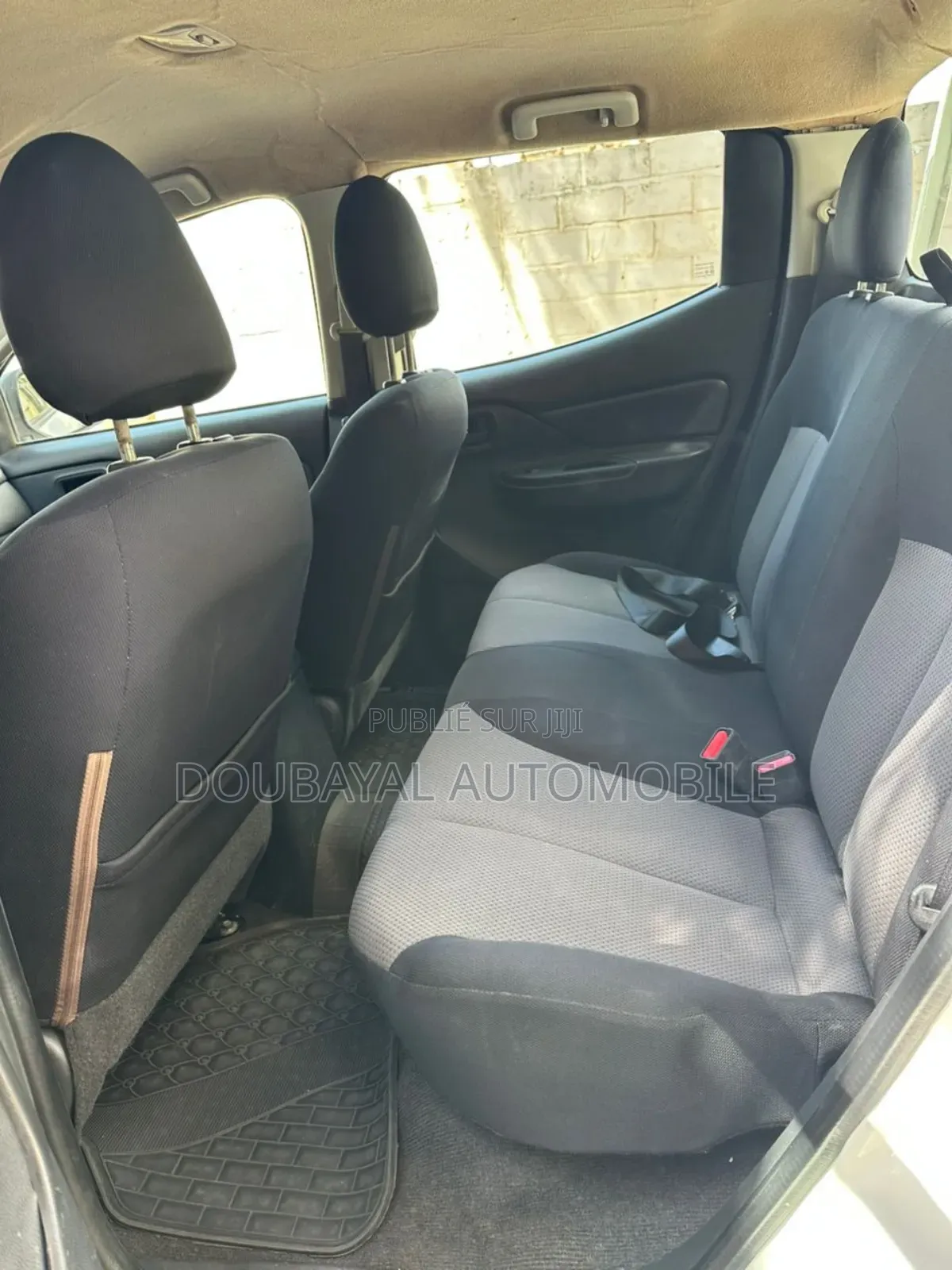 Mitsubishi L200 2021 Noir