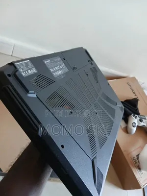 Ordinateur portable Gigabyte Autre 16GB Intel Core i5 SSD 512GB