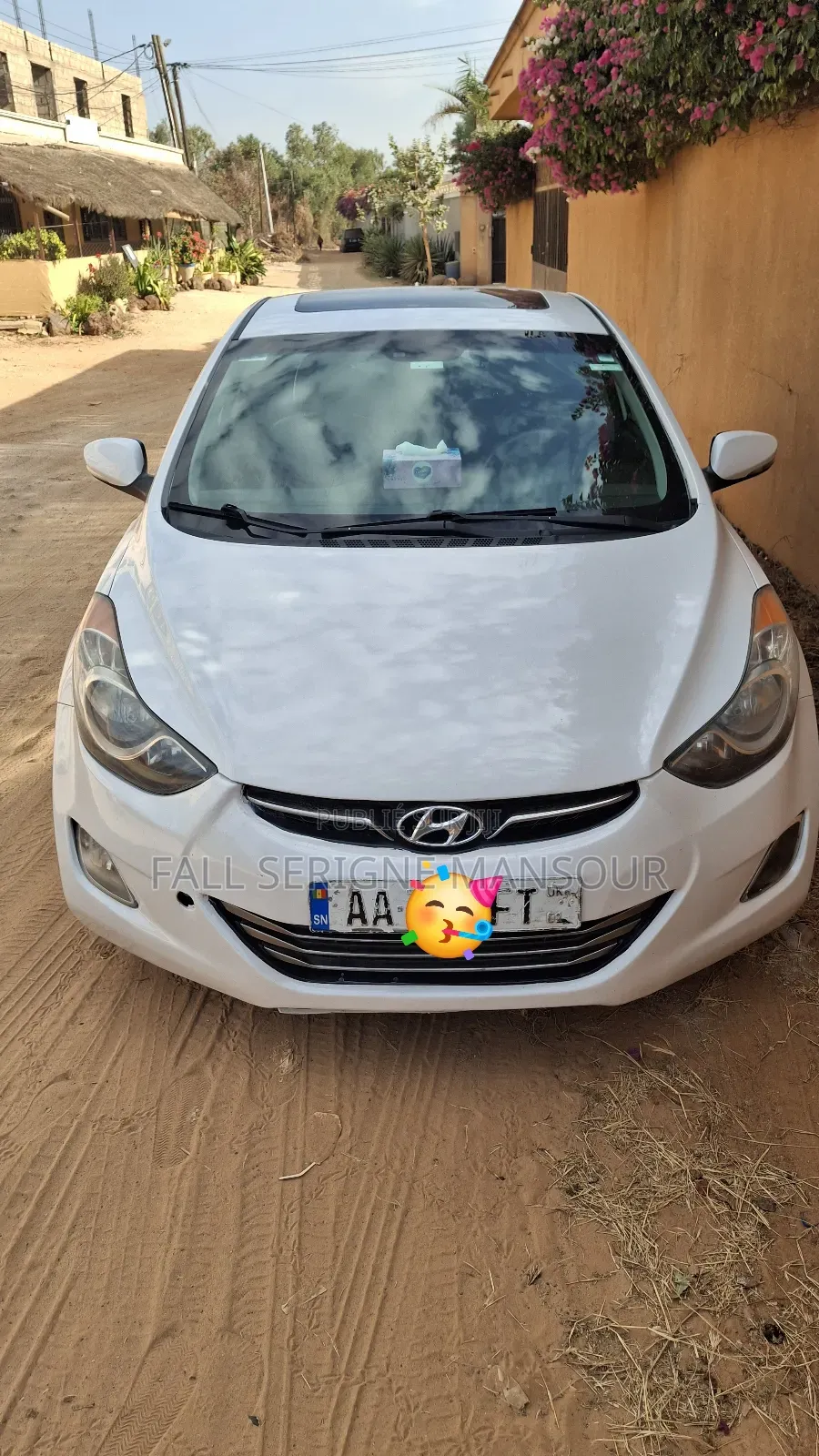Hyundai Elantra SE Coupe FWD (1.8L 4cyl 6A) 2013 Blanc cassé