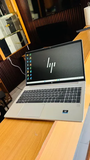 Nouveau HP ProBook 445 G9 16GB AMD Ryzen 5 SSD 256GB