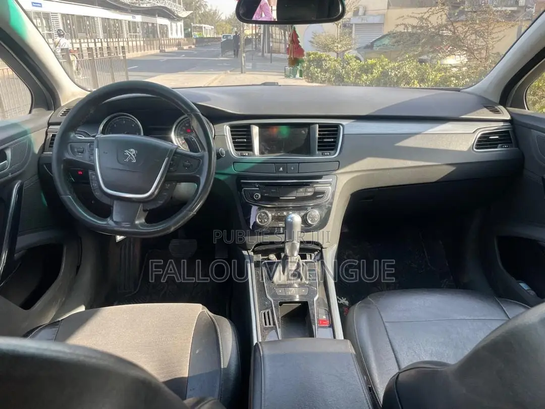 Peugeot 508 2018 Gris
