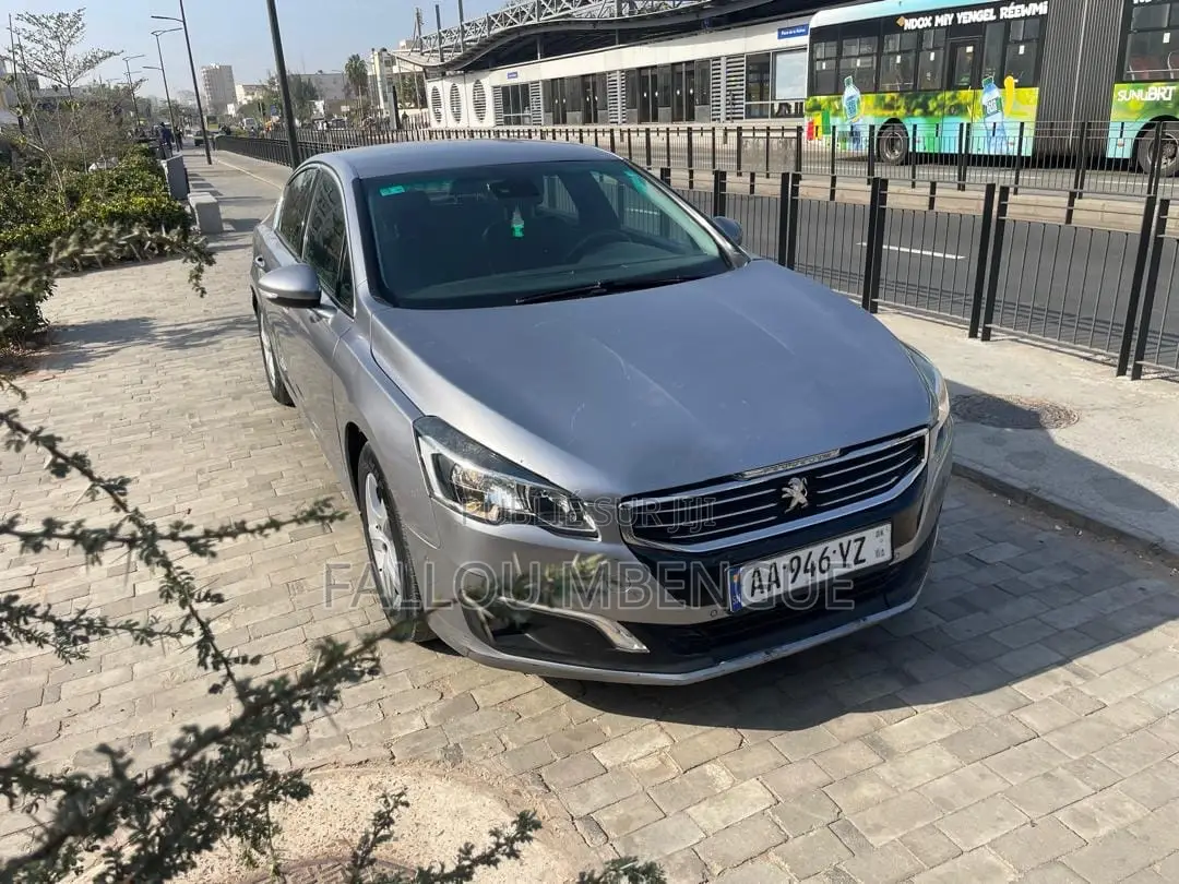 Peugeot 508 2018 Gris