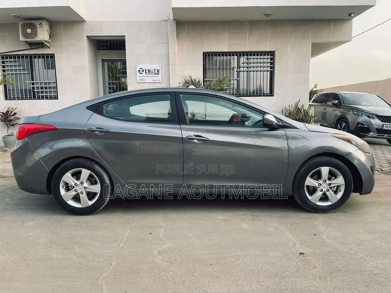 Hyundai Elantra 2010 Gris