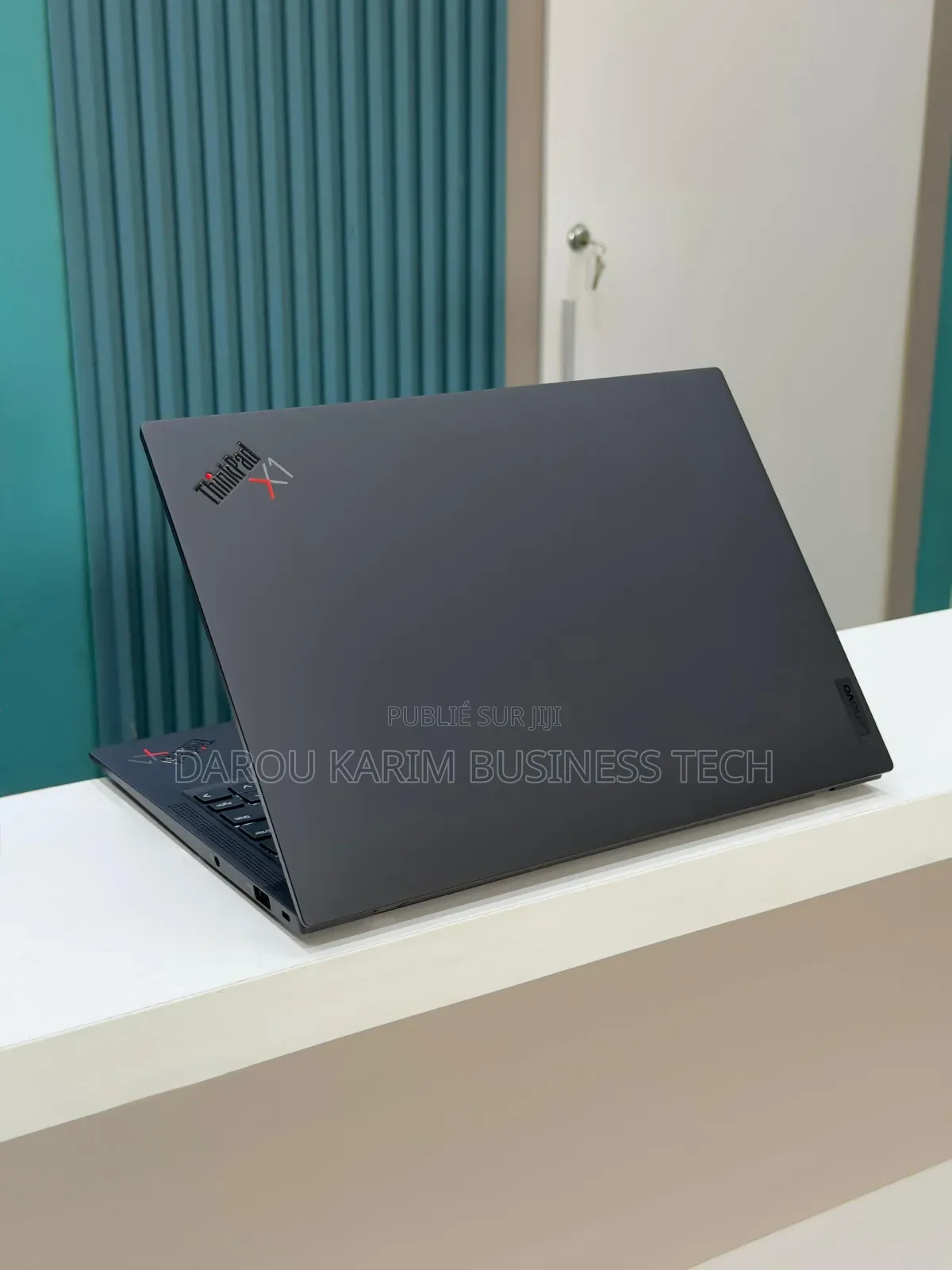 Nouveau Lenovo ThinkPad X1 Carbon Gen11 16GB Intel Core I7 SSD 512GB