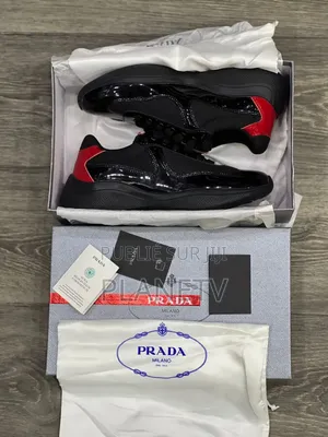 Prada en 6 Couleurs by Kb