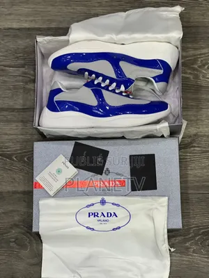 Prada en 6 Couleurs by Kb