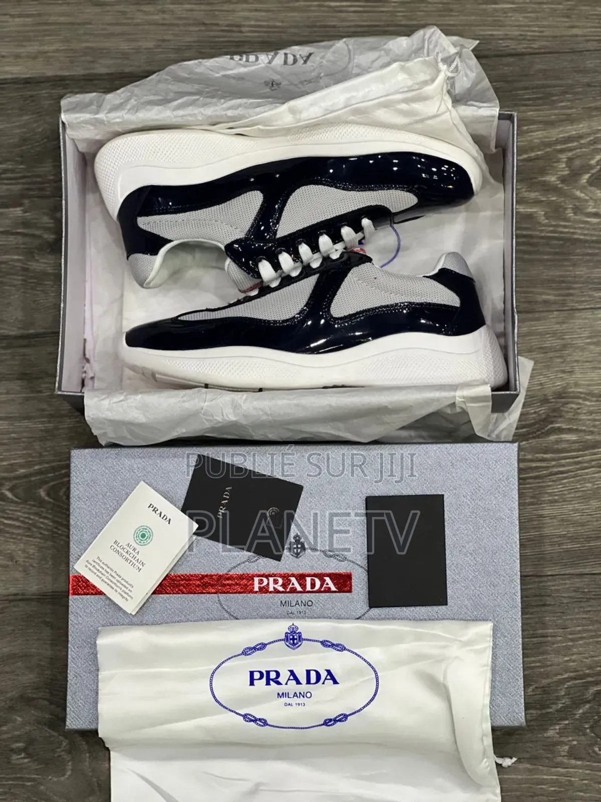 Prada en 6 Couleurs by Kb