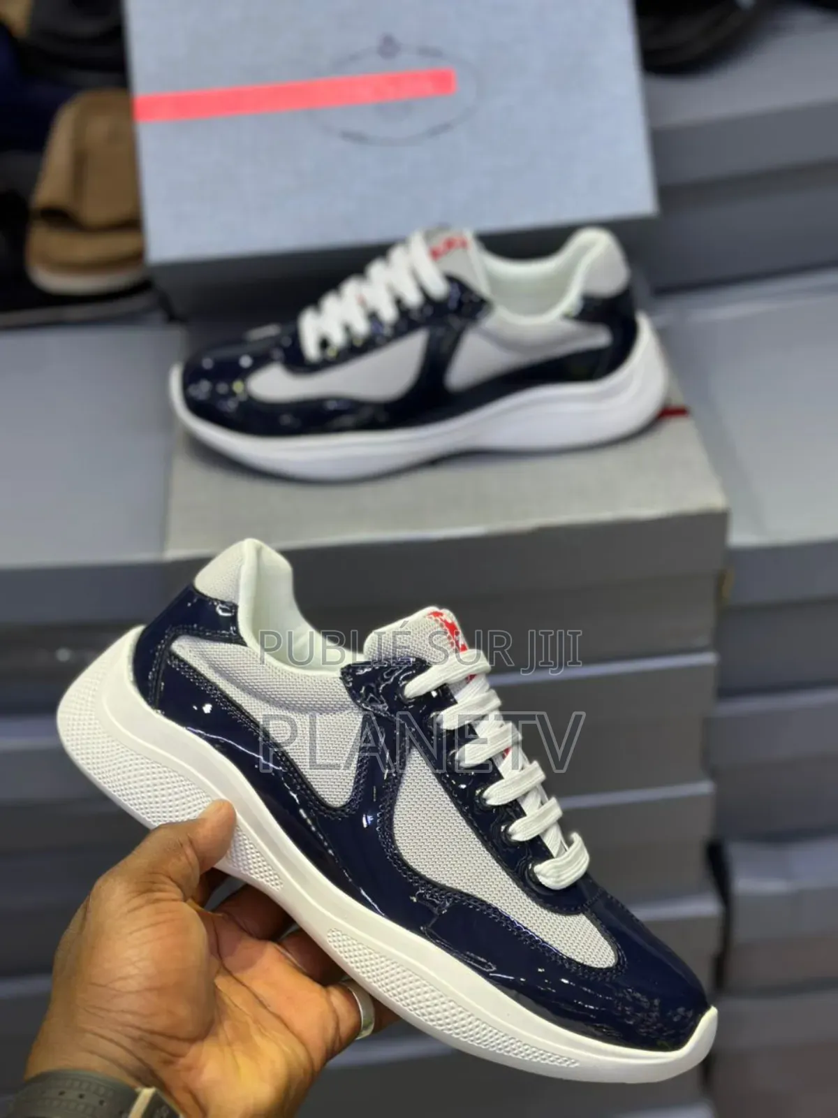 Prada en 6 Couleurs by Kb