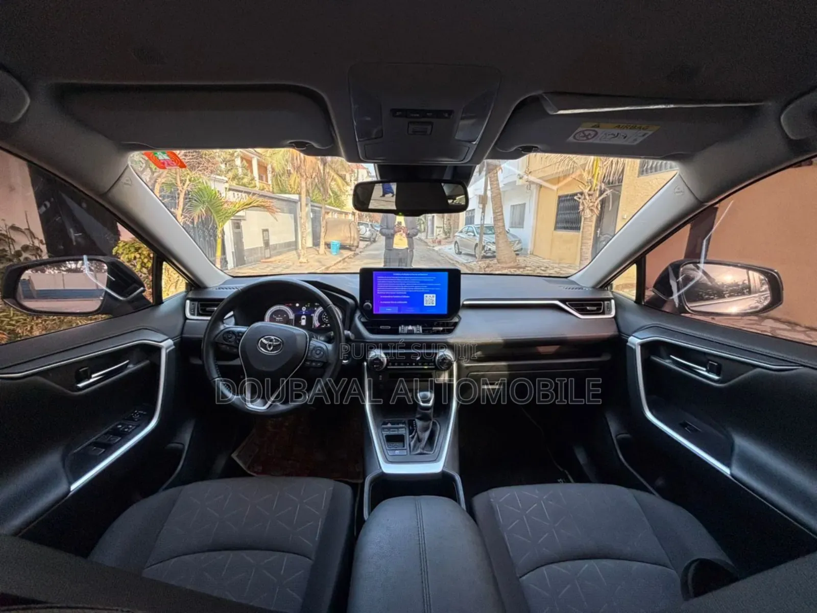 Toyota RAV4 2023 Blanc