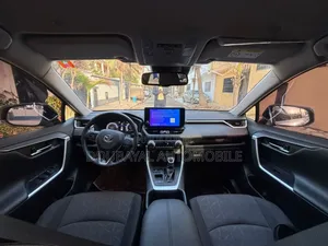 Toyota RAV4 2023 Blanc