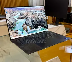 Nouveau Serveur Dell VRTX 16GB Intel Core I7 SSD 512GB