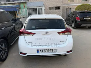Toyota Auris 2017 Blanc