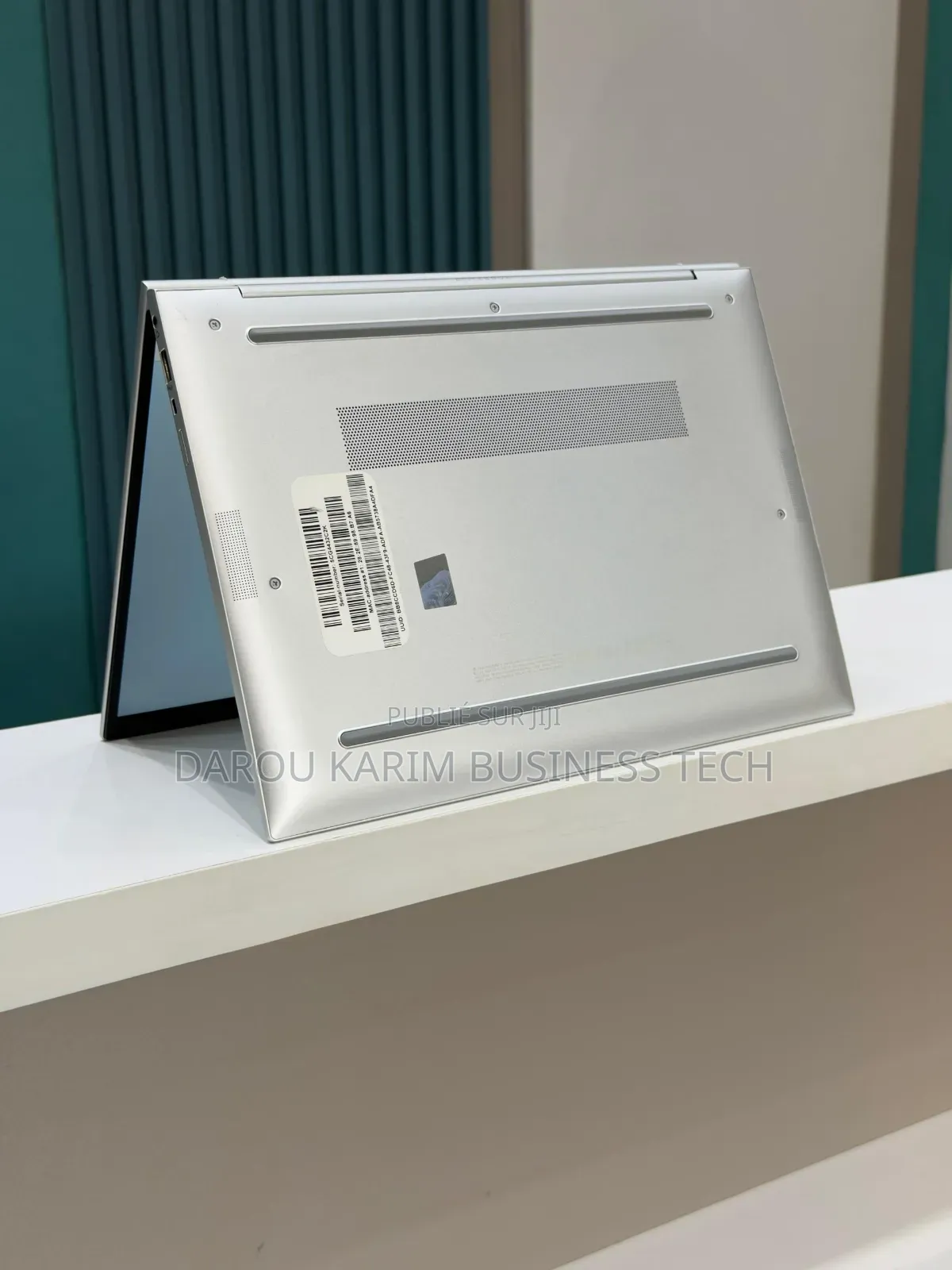 Nouveau HP EliteBook 845 G11 16GB AMD Ryzen 5 SSD 512GB