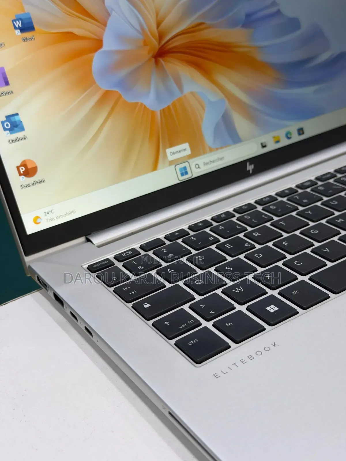 Nouveau HP EliteBook 845 G11 16GB AMD Ryzen 5 SSD 512GB