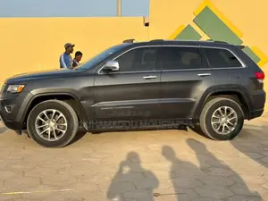 Jeep Grand Cherokee Limited 4dr SUV 4WD (3.6L 6cyl 8A) 2014 Gris