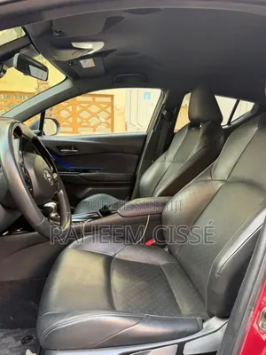 Toyota C-HR LE FWD 2020 Rouge