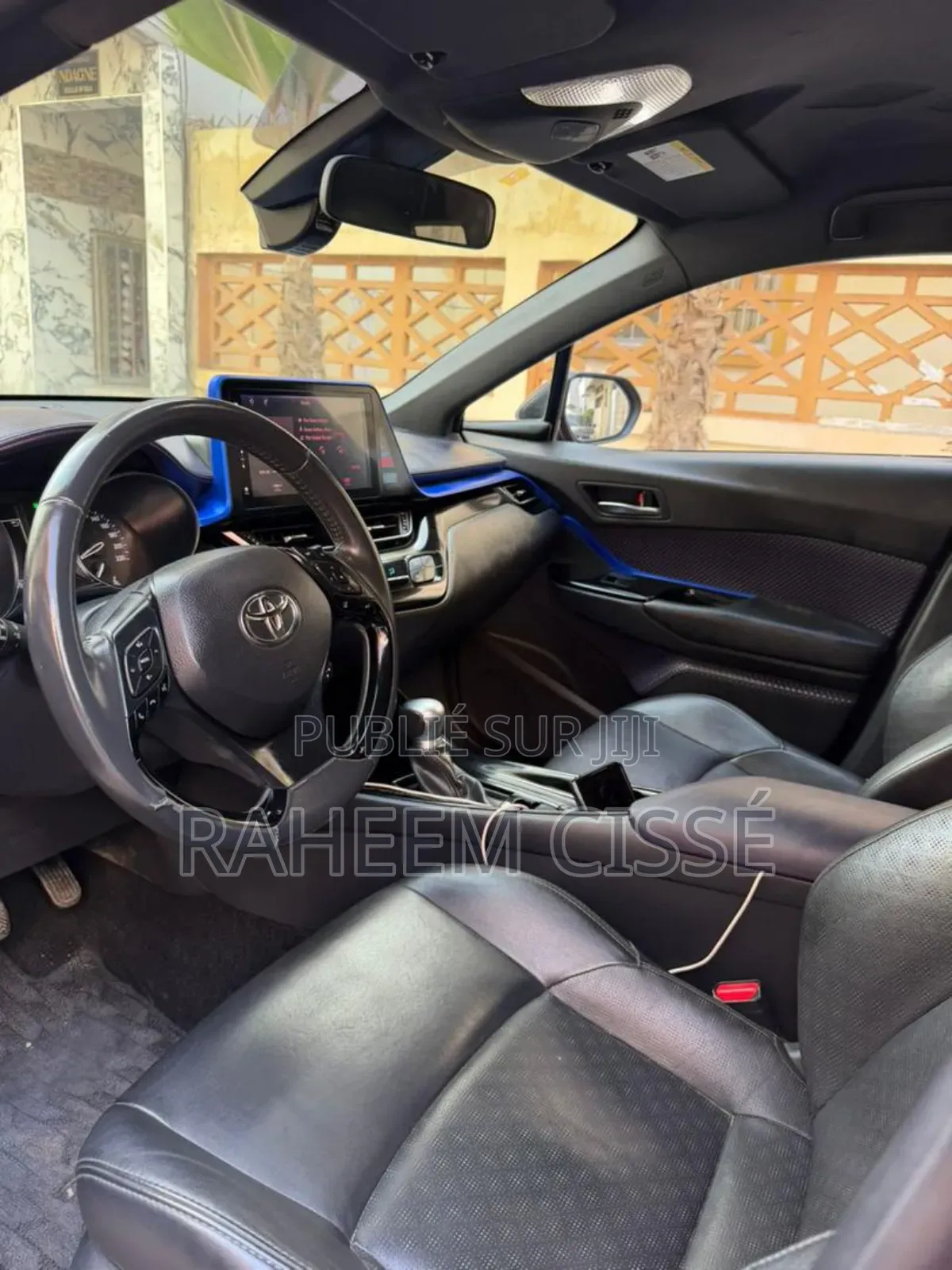 Toyota C-HR LE FWD 2020 Rouge