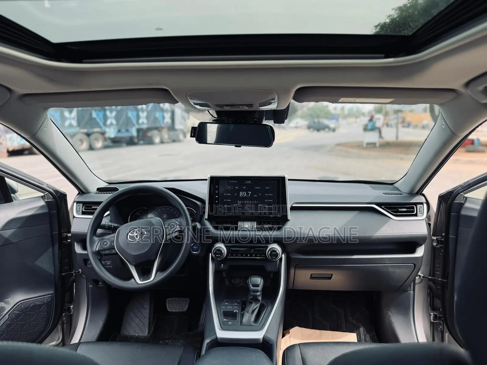 Toyota RAV4 2020 Gris