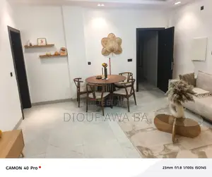 Studio Meublé À Louer Au Point E