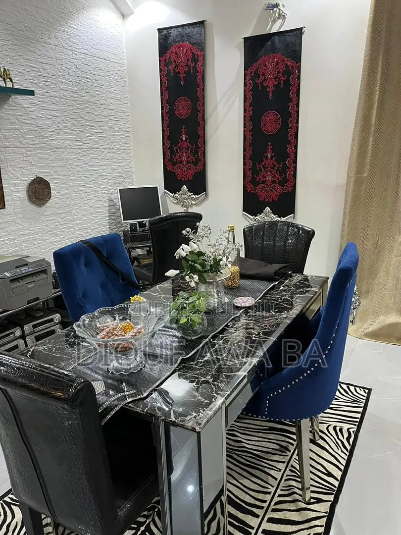 Furnished 5chbre Duplex dans Location Duplex, Niayes à Louer