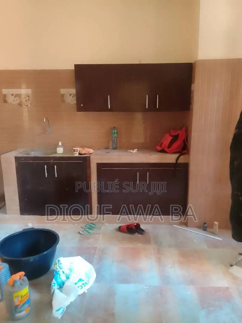 6chbre Villa dans Location Villa Aux, Ouakam à Louer