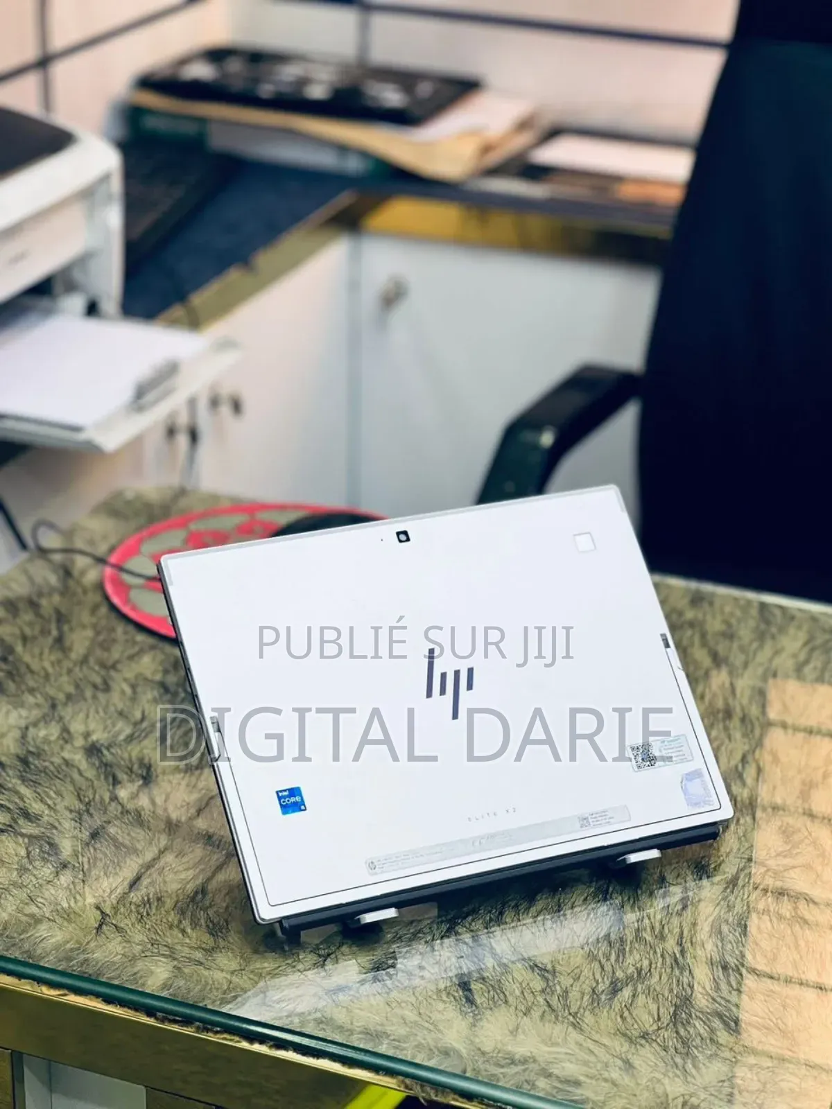 Nouveau Ordinateur Portable HP Elite X2 G8 16GB Intel Core I5 SSD 256GB