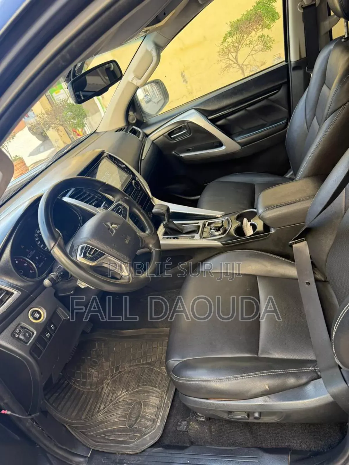 Mitsubishi Pajero Sport 2018 Black