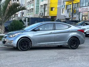 Hyundai Elantra 2014 Gris