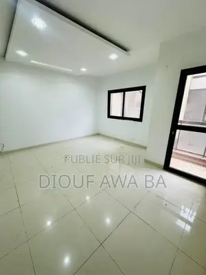 3chbre Appartement dans Location Appartement, Ouakam à Louer