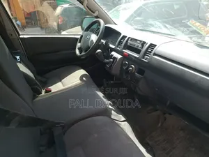 Toyota HiAce 2017 Autre