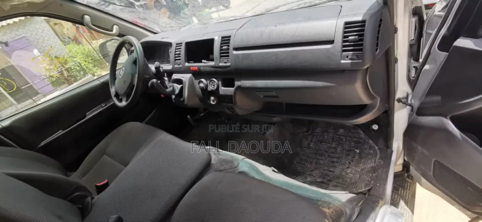 Toyota HiAce 2017 Autre