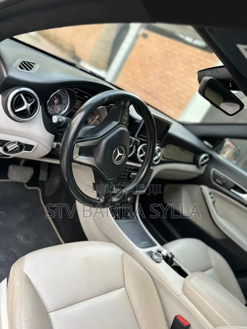 Mercedes-Benz CLA-Class AMG CLA 45 4MATIC Sedan 2014 Gris