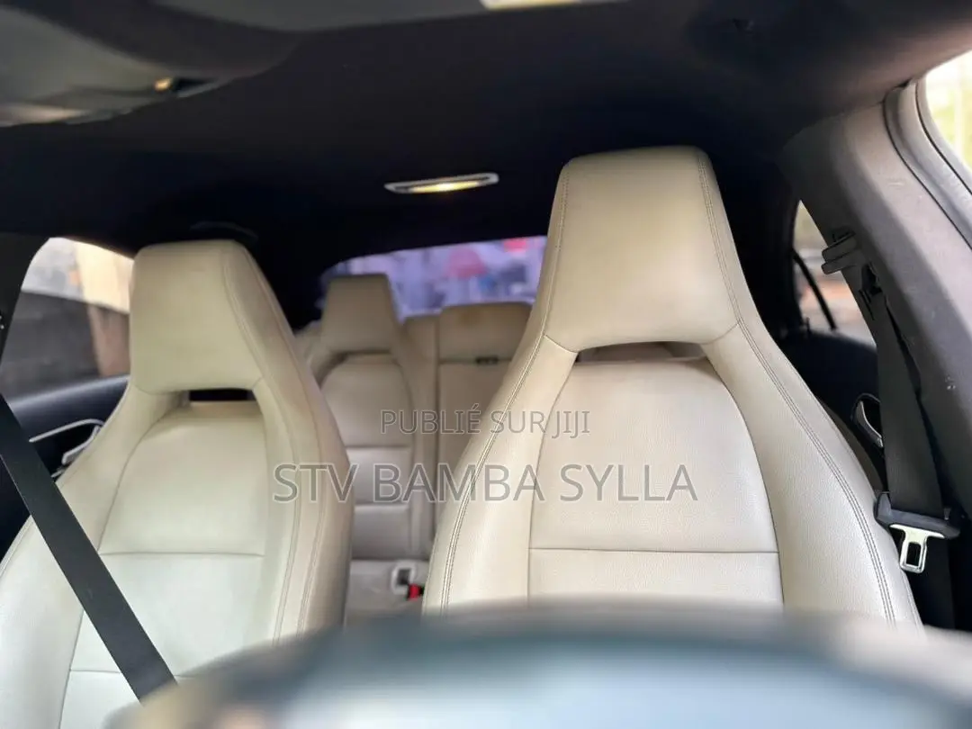 Mercedes-Benz CLA-Class AMG CLA 45 4MATIC Sedan 2014 Gris