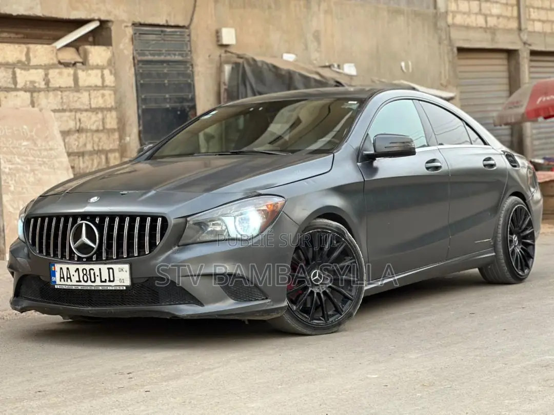 Mercedes-Benz CLA-Class AMG CLA 45 4MATIC Sedan 2014 Gris