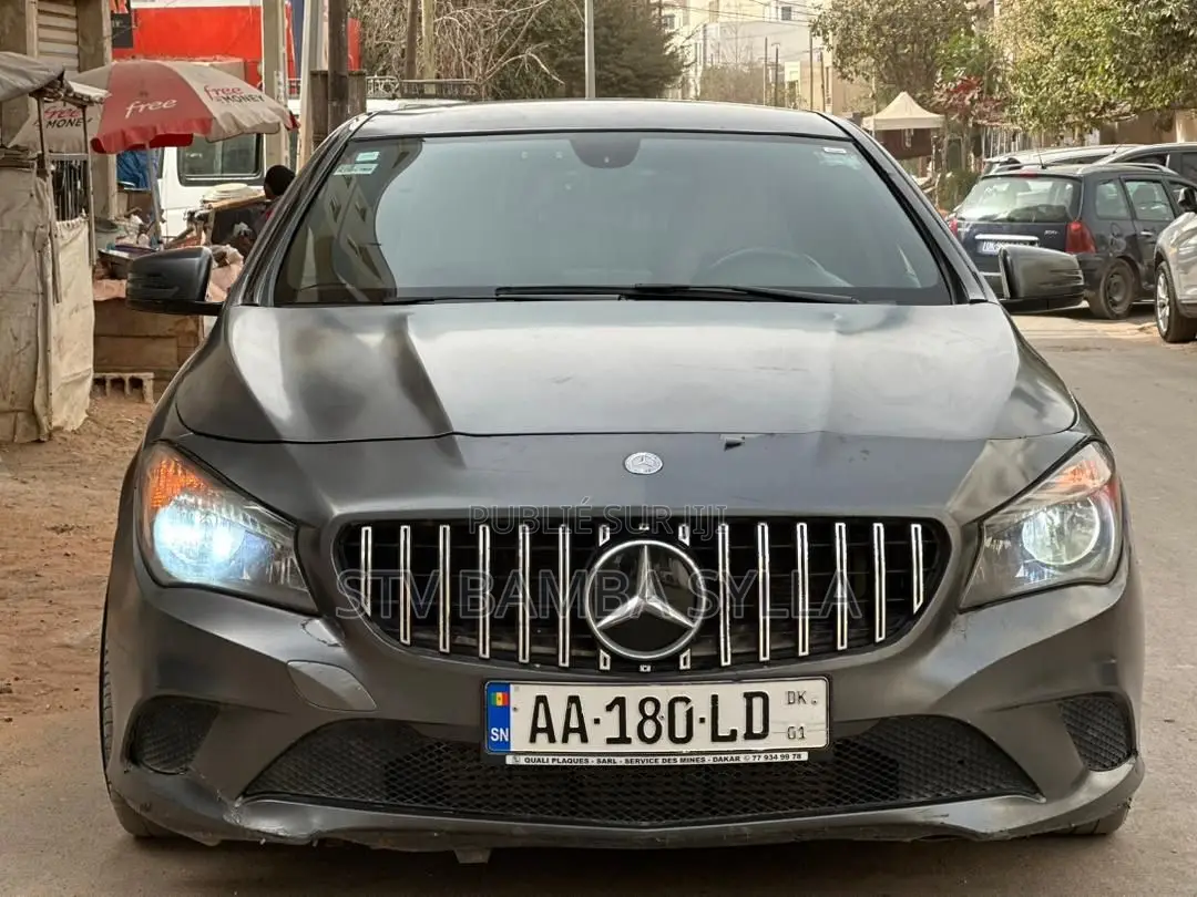 Mercedes-Benz CLA-Class AMG CLA 45 4MATIC Sedan 2014 Gris