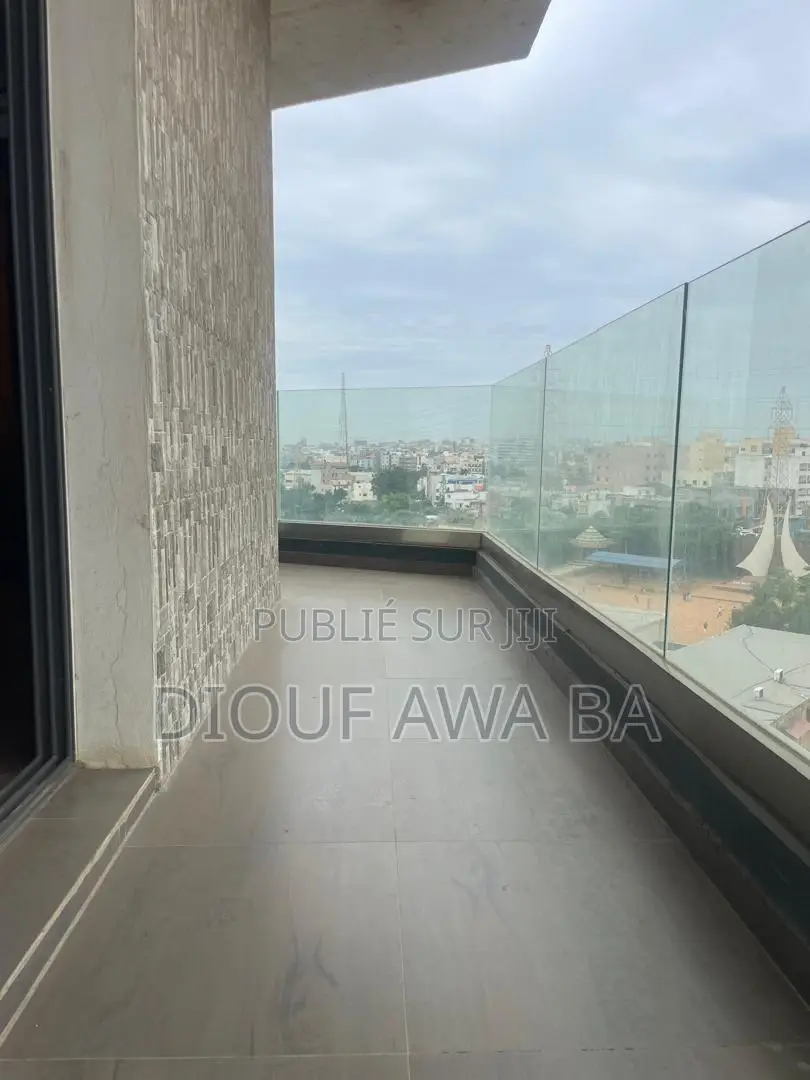 4chbre Appartement dans Vente Appartement, Niayes à Vendre