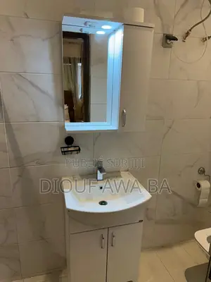 Studio Meublé À Louer À La Cité Djily Mbaye