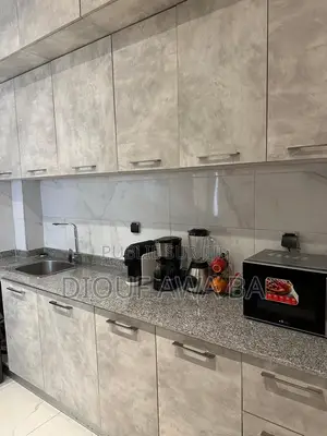 Studio Meublé À Louer À La Cité Djily Mbaye