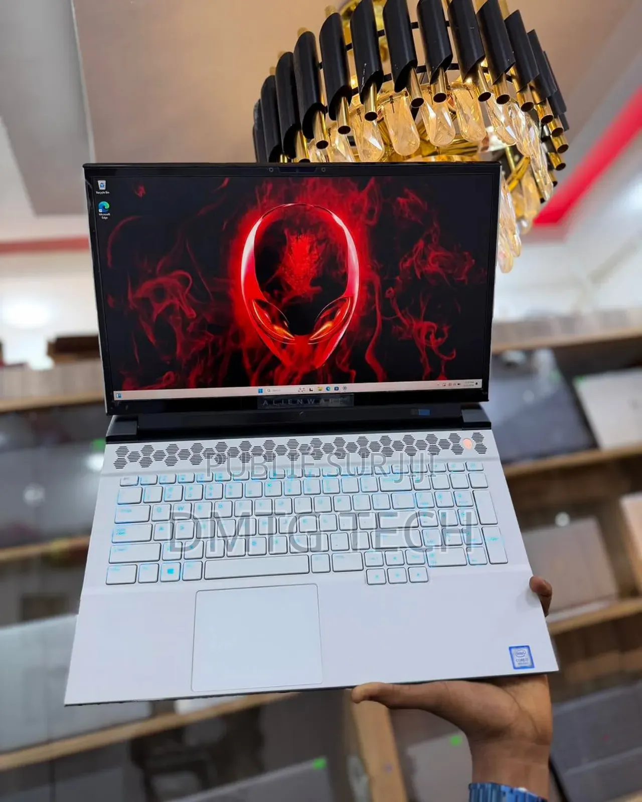 Nouveau Dell Alienware Aurora R12 16GB Intel Core I7 SSD 512GB