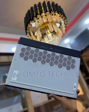 Nouveau Dell Alienware Aurora R12 16GB Intel Core I7 SSD 512GB