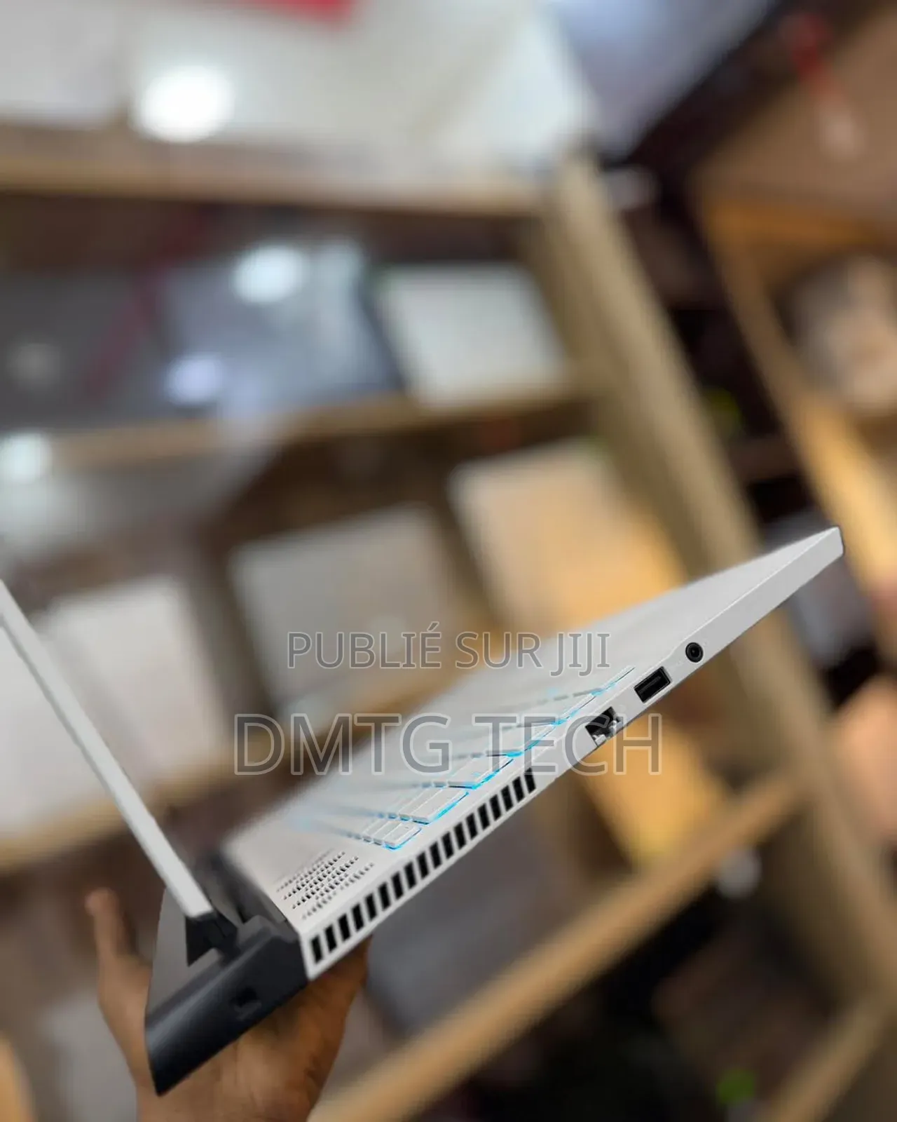 Nouveau Dell Alienware Aurora R12 16GB Intel Core I7 SSD 512GB