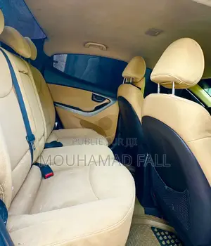 Hyundai Elantra Limited Sedan FWD (1.8L 4cyl 6A) 2013 Blanc