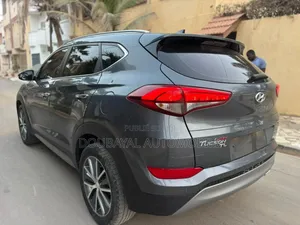 Hyundai Tucson 2017 Gris