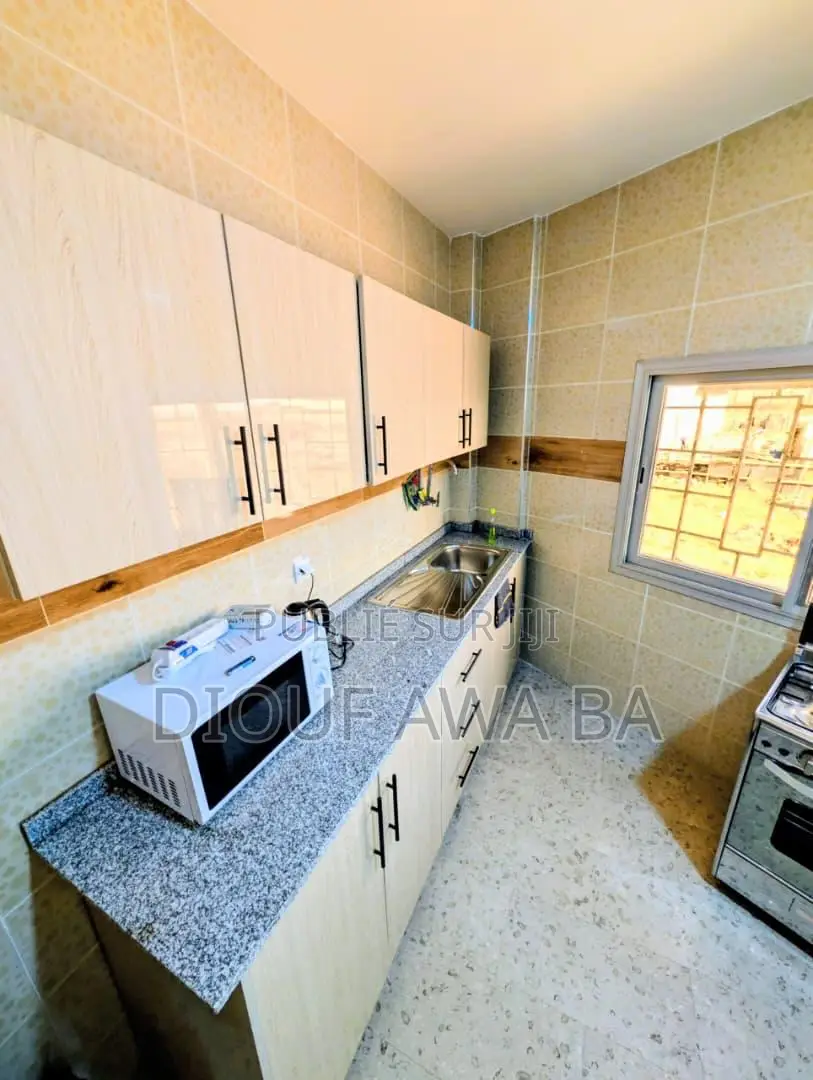 Studio Meublé À Louer À La Sipress Mbao