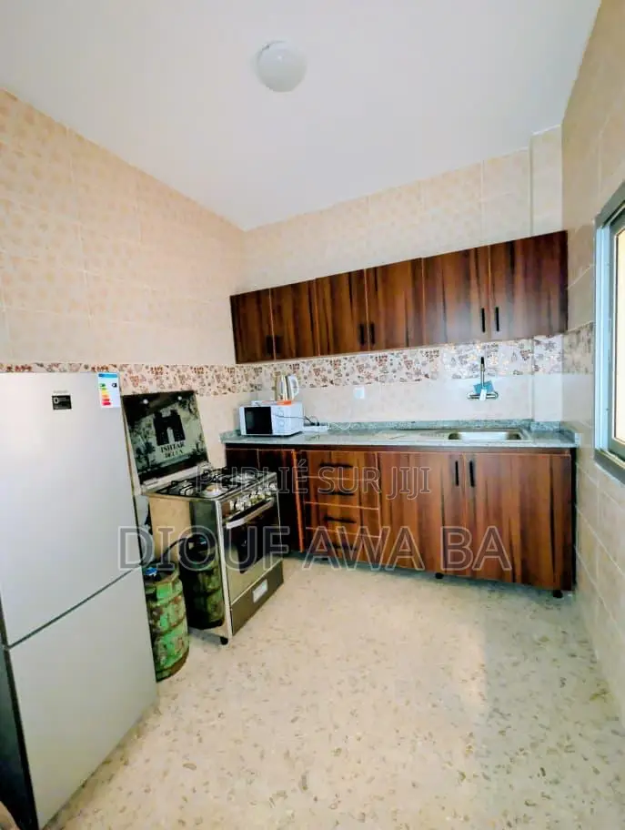 Studio Meublé À Louer À La Sipress Mbao