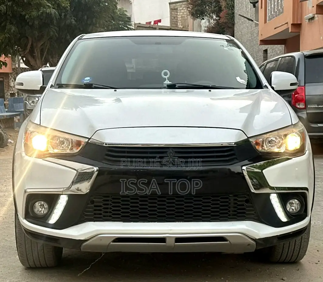 Mitsubishi Outlander 2019 Blanc