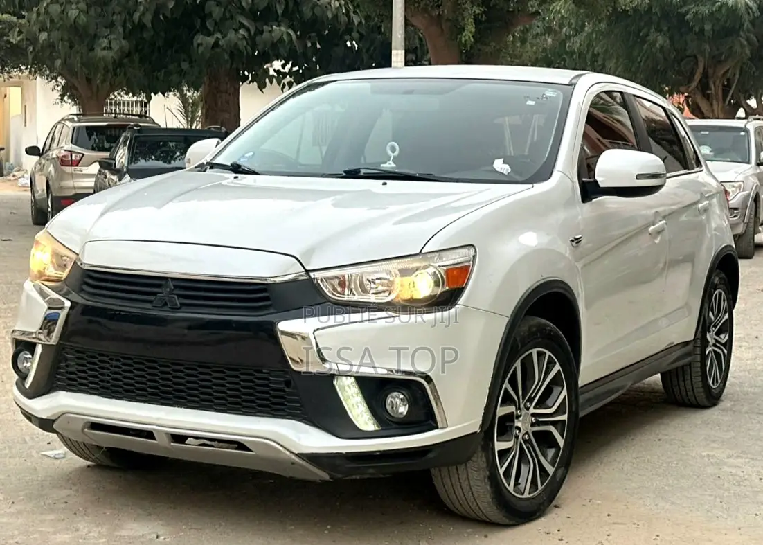 Mitsubishi Outlander 2019 Blanc
