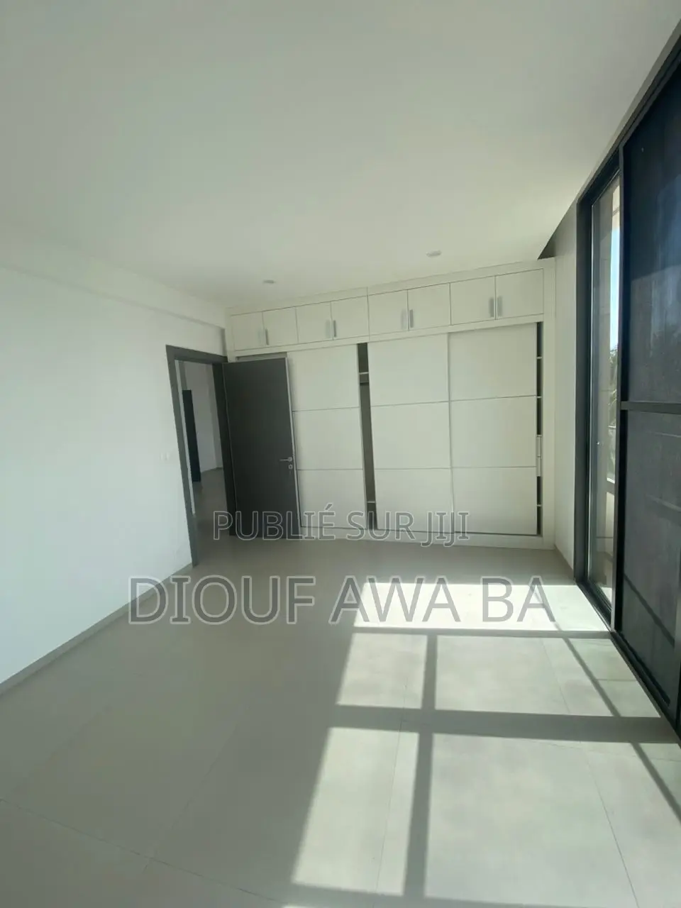 4chbre Appartement dans Location Appartement, Dakar Plateau à Louer