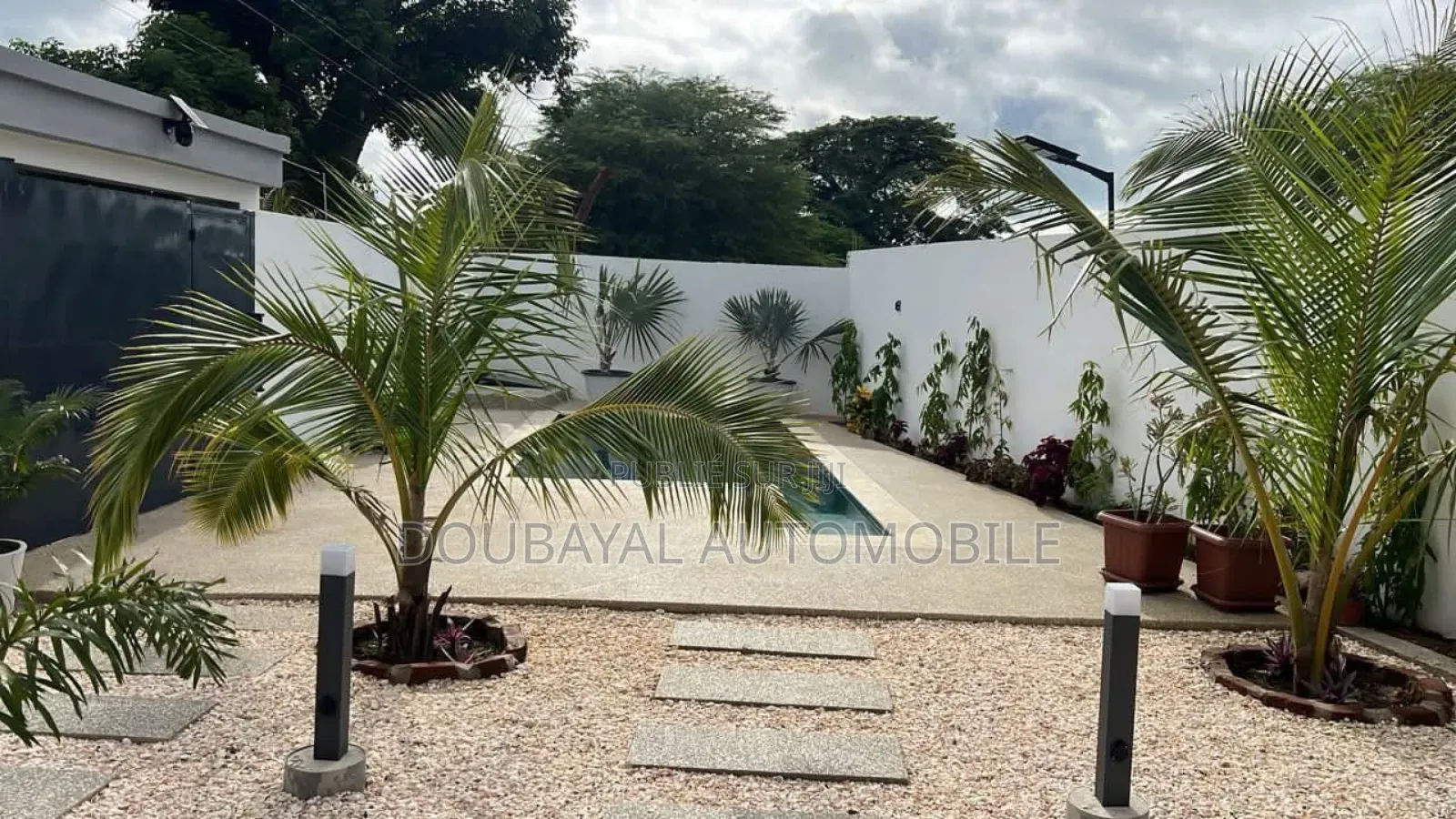 Furnished 3chbre Villa dans Niang, Thiès Sud à Vendre