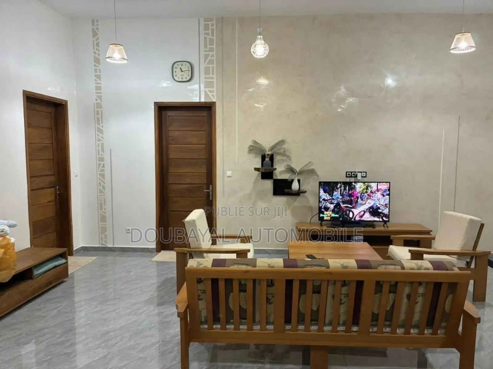 Furnished 3chbre Villa dans Niang, Thiès Sud à Vendre